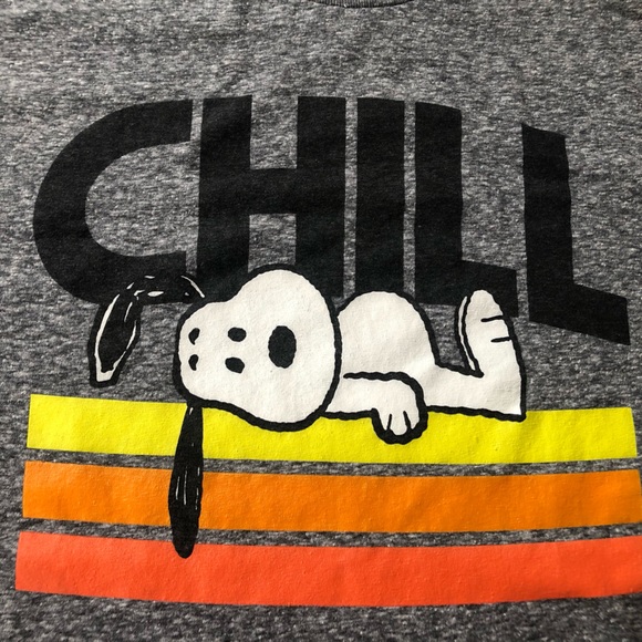 Peanuts Men's XL CHILL Snoopy T-Shirt - Picture 2 of 4